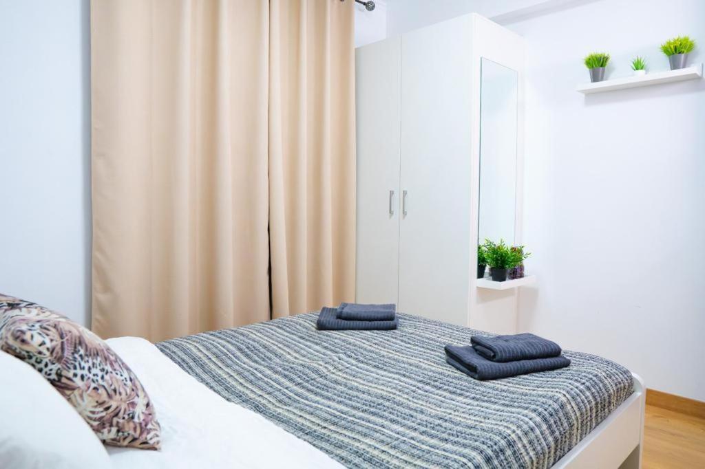 Sollana 18 Apartment บาเลนเซีย ภายนอก รูปภาพ